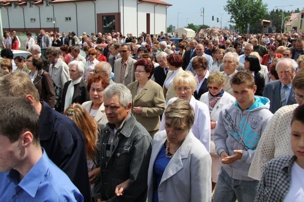 Procesja Bożego Ciała w Ostrołęce [7.VI.2012] - zdjęcie #26 - eOstroleka.pl