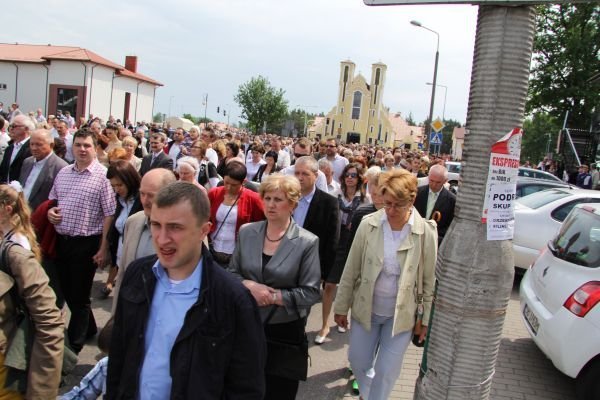 Procesja Bożego Ciała w Ostrołęce [7.VI.2012] - zdjęcie #31 - eOstroleka.pl