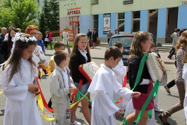 Procesja Bożego Ciała w Ostrołęce [7.VI.2012] - zdjęcie #57 - eOstroleka.pl