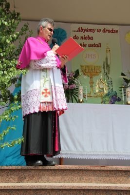 Procesja Bożego Ciała w Ostrołęce [7.VI.2012] - zdjęcie #46 - eOstroleka.pl