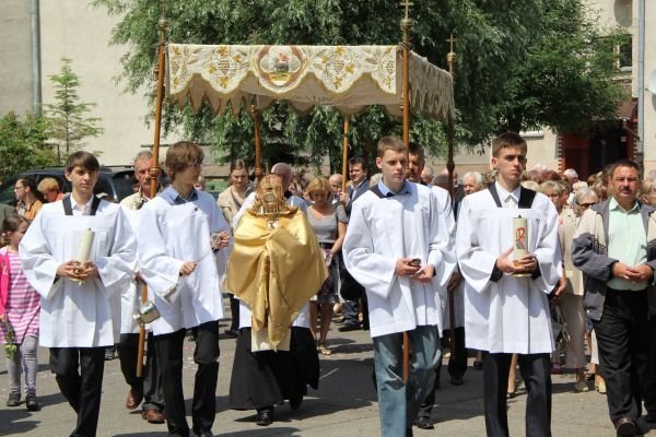 Procesja Bożego Ciała w Ostrołęce [7.VI.2012] - zdjęcie #75 - eOstroleka.pl
