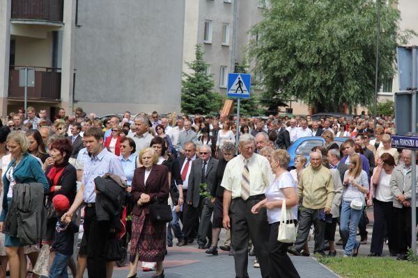Procesja Bożego Ciała w Ostrołęce [7.VI.2012] - zdjęcie #8 - eOstroleka.pl