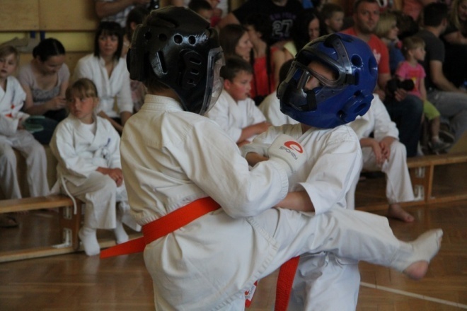 SP 6: Turniej Karate Kyokushin z okazji dnia dziecka [10.VI.2012] - zdjęcie #19 - eOstroleka.pl