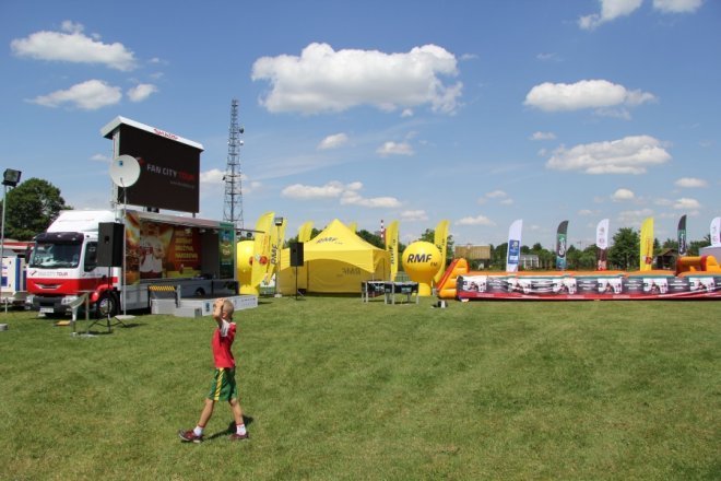 Mobilna strefa kibica w Ostrołęce [10.VI.2012] - zdjęcie #5 - eOstroleka.pl