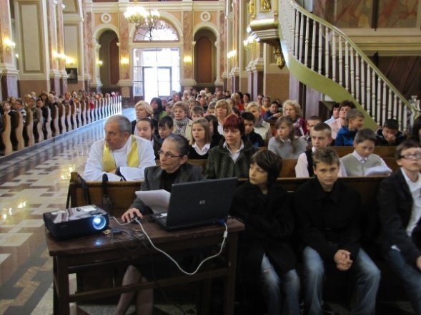 Kadzidło: IX rocznica nadania imienia Zespołówi Placówek Oświatowych [11.VI.2012] - zdjęcie #13 - eOstroleka.pl