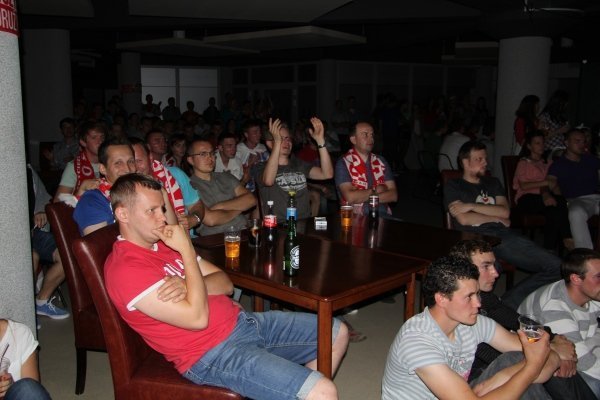 Mecz Polska - Rosja: Tak kibicowali ostrołęczanie [12.VI.2012] - zdjęcie #36 - eOstroleka.pl