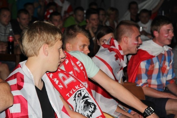 Mecz Polska - Rosja: Tak kibicowali ostrołęczanie [12.VI.2012] - zdjęcie #22 - eOstroleka.pl