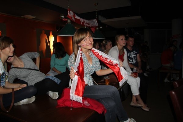 Mecz Polska - Rosja: Tak kibicowali ostrołęczanie [12.VI.2012] - zdjęcie #1 - eOstroleka.pl