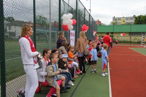 Przedszkolaki bawiły się na mini Euro 2012 [15.VI.2012] - zdjęcie #2 - eOstroleka.pl
