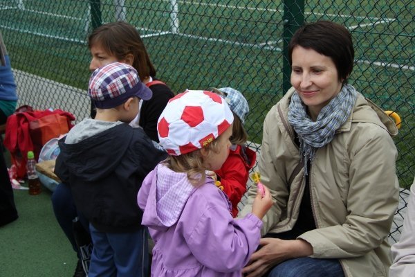 Przedszkolaki bawiły się na mini Euro 2012 [15.VI.2012] - zdjęcie #13 - eOstroleka.pl