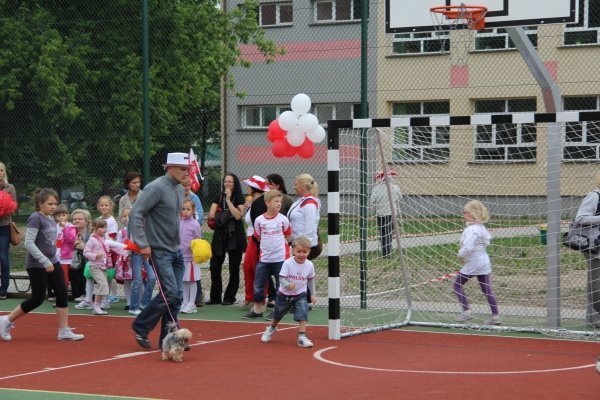 Przedszkolaki bawiły się na mini Euro 2012 [15.VI.2012] - zdjęcie #24 - eOstroleka.pl