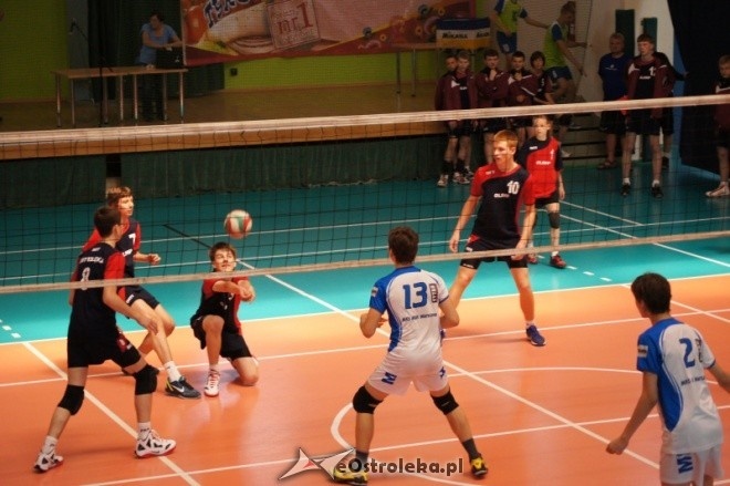 VII Memoriał im. Arkadiusza Gołasia [16.06.2012] - zdjęcie #54 - eOstroleka.pl