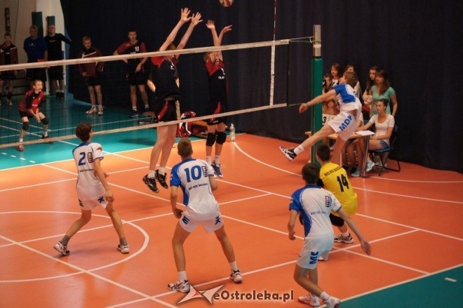 VII Memoriał im. Arkadiusza Gołasia [16.06.2012] - zdjęcie #40 - eOstroleka.pl