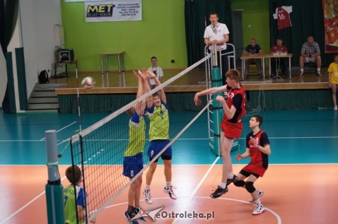 VII Memoriał im. Arkadiusza Gołasia [16.06.2012] - zdjęcie #12 - eOstroleka.pl