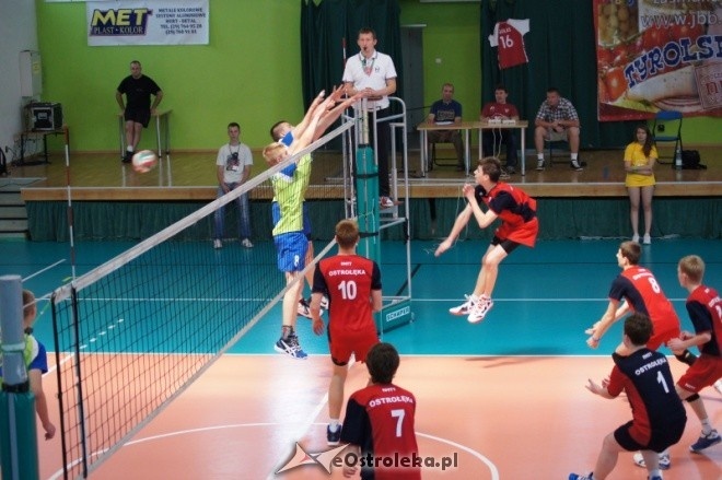 VII Memoriał im. Arkadiusza Gołasia [16.06.2012] - zdjęcie #2 - eOstroleka.pl