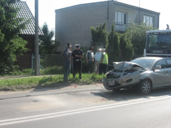 Wypadek na ulicy Kolejowej [18 VI 2012] - zdjęcie #18 - eOstroleka.pl