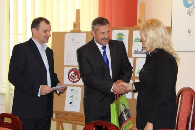 Autorzy logotypów zostali nagrodzeni [22.VI.2012] - zdjęcie #7 - eOstroleka.pl