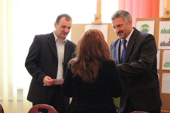 Autorzy logotypów zostali nagrodzeni [22.VI.2012] - zdjęcie #6 - eOstroleka.pl