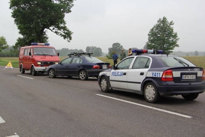 Nożewo: Poważna kolizja trzech aut - zdjęcie #7 - eOstroleka.pl