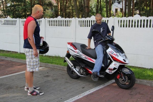 Fani motoroweów spotkali sie w Ostrołęce [24.VI.2012] - zdjęcie #10 - eOstroleka.pl