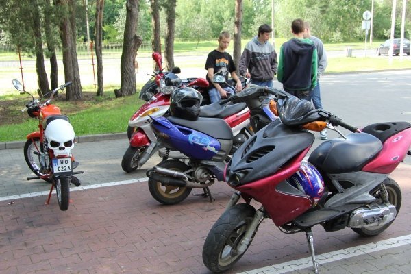 Fani motoroweów spotkali sie w Ostrołęce [24.VI.2012] - zdjęcie #7 - eOstroleka.pl