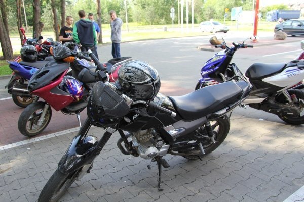 Fani motoroweów spotkali sie w Ostrołęce [24.VI.2012] - zdjęcie #4 - eOstroleka.pl