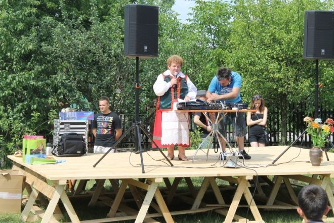 Festyn parafialny w Łęgu Przedmiejskim [24.06.2012] - zdjęcie #2 - eOstroleka.pl