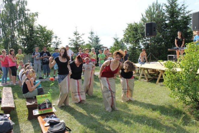 Festyn parafialny w Łęgu Przedmiejskim [24.06.2012] - zdjęcie #45 - eOstroleka.pl