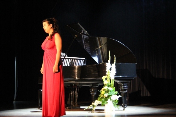 Jakub Milewski przedstawia: Najpiękniejsze głosy Uniwersytetu Muzycznego Fryderyka Chopina w zaczarowanym świecie oper i operetek w OCK [25.VI.2012] - zdjęcie #13 - eOstroleka.pl