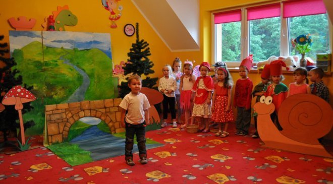 „W Zaczarowanym Lesie”: Dzień rodzinny w Punkcie Przedszkolnym Kangurek [26.VI.2012] - zdjęcie #39 - eOstroleka.pl