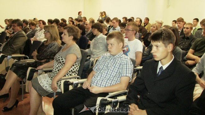 Certyfikaty Młodzieżowej Akademii Umiejętności [26.06.2012] - zdjęcie #36 - eOstroleka.pl