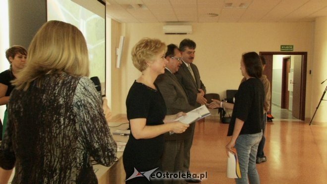 Certyfikaty Młodzieżowej Akademii Umiejętności [26.06.2012] - zdjęcie #11 - eOstroleka.pl