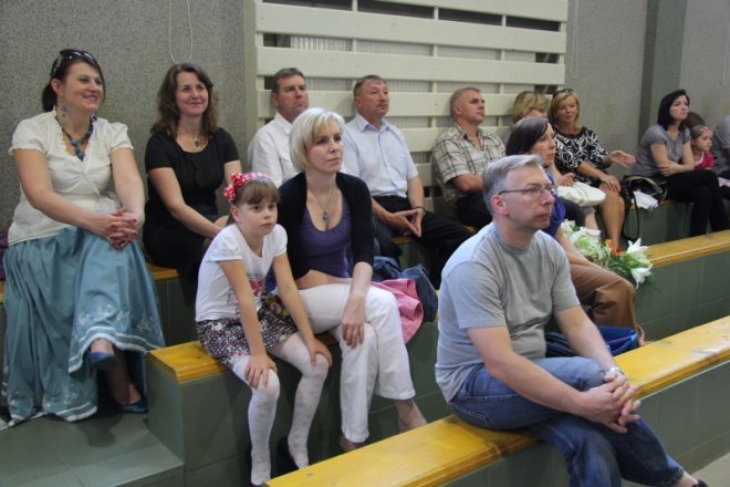 Trzecioklaliści opuścili Gimnazjum nr 5 [29.VI.2012] - zdjęcie #30 - eOstroleka.pl