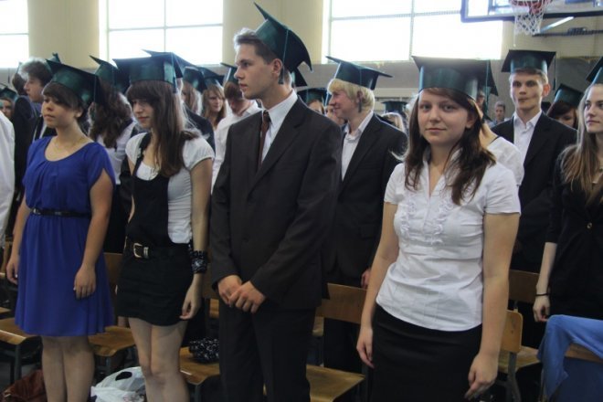 Trzecioklaliści opuścili Gimnazjum nr 5 [29.VI.2012] - zdjęcie #24 - eOstroleka.pl