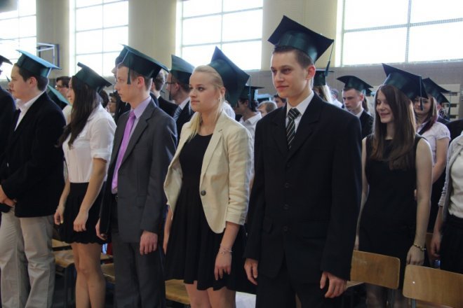 Trzecioklaliści opuścili Gimnazjum nr 5 [29.VI.2012] - zdjęcie #22 - eOstroleka.pl