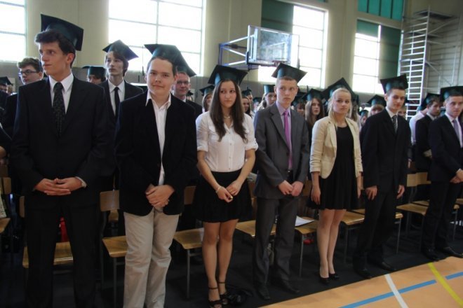 Trzecioklaliści opuścili Gimnazjum nr 5 [29.VI.2012] - zdjęcie #21 - eOstroleka.pl