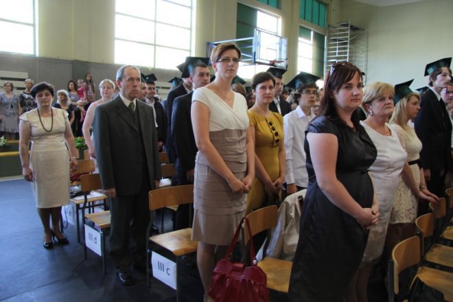 Trzecioklaliści opuścili Gimnazjum nr 5 [29.VI.2012] - zdjęcie #20 - eOstroleka.pl