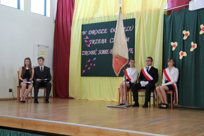 Zakończenie roku szkolnego w ostrołęckich szkołach [29 VI 2012] - zdjęcie #9 - eOstroleka.pl