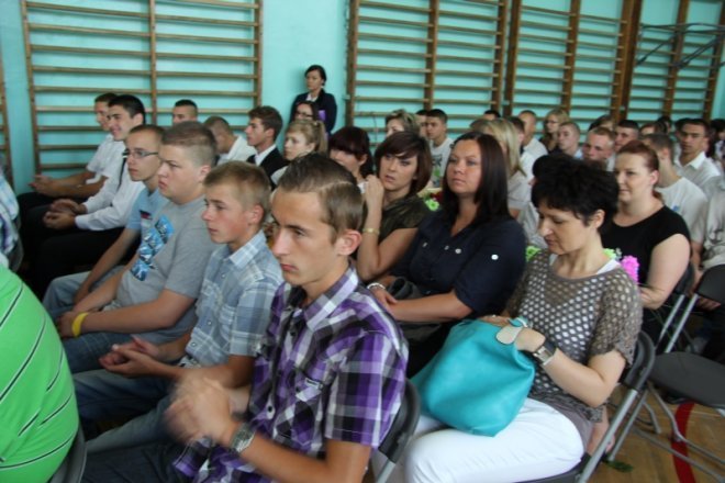 Zakończenie roku szkolnego w ostrołęckich szkołach [29 VI 2012] - zdjęcie #40 - eOstroleka.pl