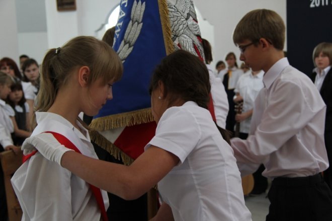 Zakończenie roku szkolnego w ostrołęckich szkołach [29 VI 2012] - zdjęcie #16 - eOstroleka.pl