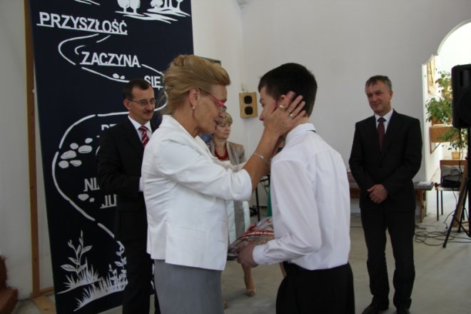 Zakończenie roku szkolnego w ostrołęckich szkołach [29 VI 2012] - zdjęcie #7 - eOstroleka.pl