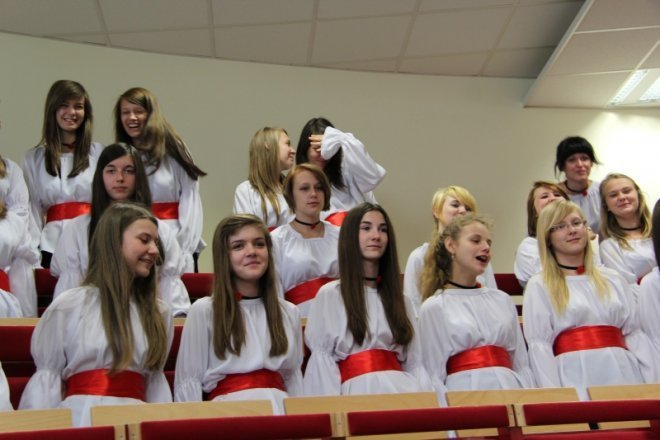 Studenci WSAP otrzymali dyplomy [29.VI.2012] - zdjęcie #1 - eOstroleka.pl