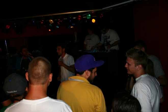 Rap Jam Session w klubie Piwnica 17 [1 VII 2012] - zdjęcie #2 - eOstroleka.pl