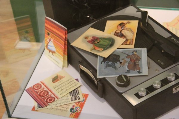 Pocztówki kurpiowskie w ostrołęckim muzeum [4 VII 2012] - zdjęcie #15 - eOstroleka.pl