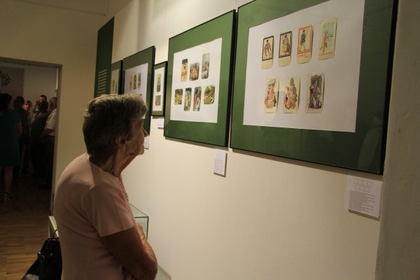 Pocztówki kurpiowskie w ostrołęckim muzeum [4 VII 2012] - zdjęcie #24 - eOstroleka.pl