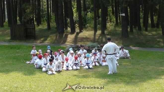 Letnia szkoła karate w Pieckach [06.07.2012] - zdjęcie #2 - eOstroleka.pl