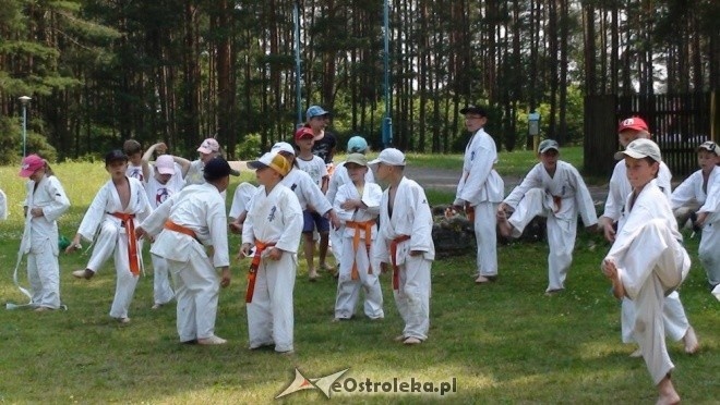 Letnia szkoła karate w Pieckach [06.07.2012] - zdjęcie #32 - eOstroleka.pl