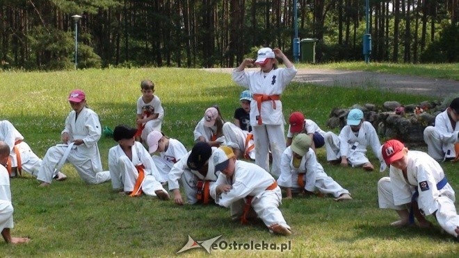 Letnia szkoła karate w Pieckach [06.07.2012] - zdjęcie #12 - eOstroleka.pl