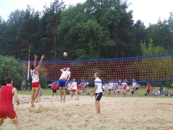 Siatkarze i siatkarki rywalizowali na plaży w Ostrołęce [7 VII 2012] - zdjęcie #27 - eOstroleka.pl