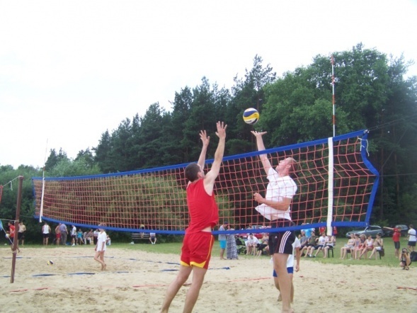 Siatkarze i siatkarki rywalizowali na plaży w Ostrołęce [7 VII 2012] - zdjęcie #23 - eOstroleka.pl
